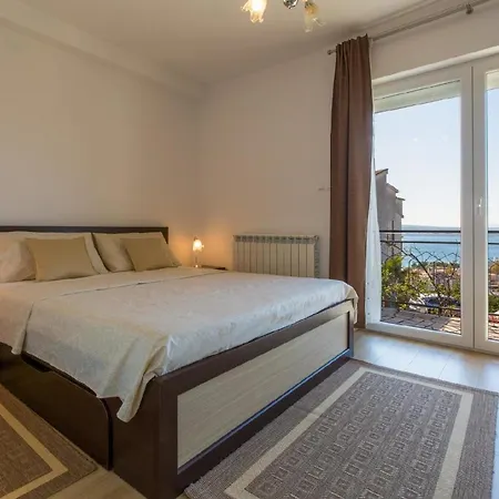 Für 6 Personen Ca 83 Qm In Crikvenica, Kvarner Bucht Und Umgebung Apartamento *